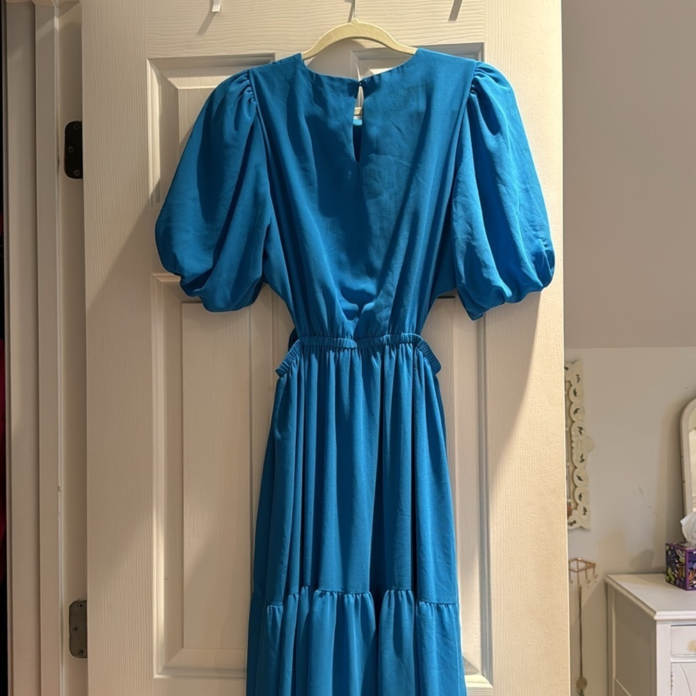 Blue dress - Picture 5 of 6